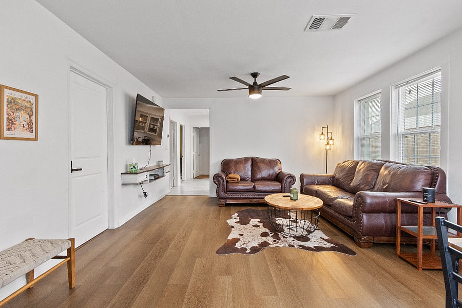 Furnished Finder property 885040_1 photo 3