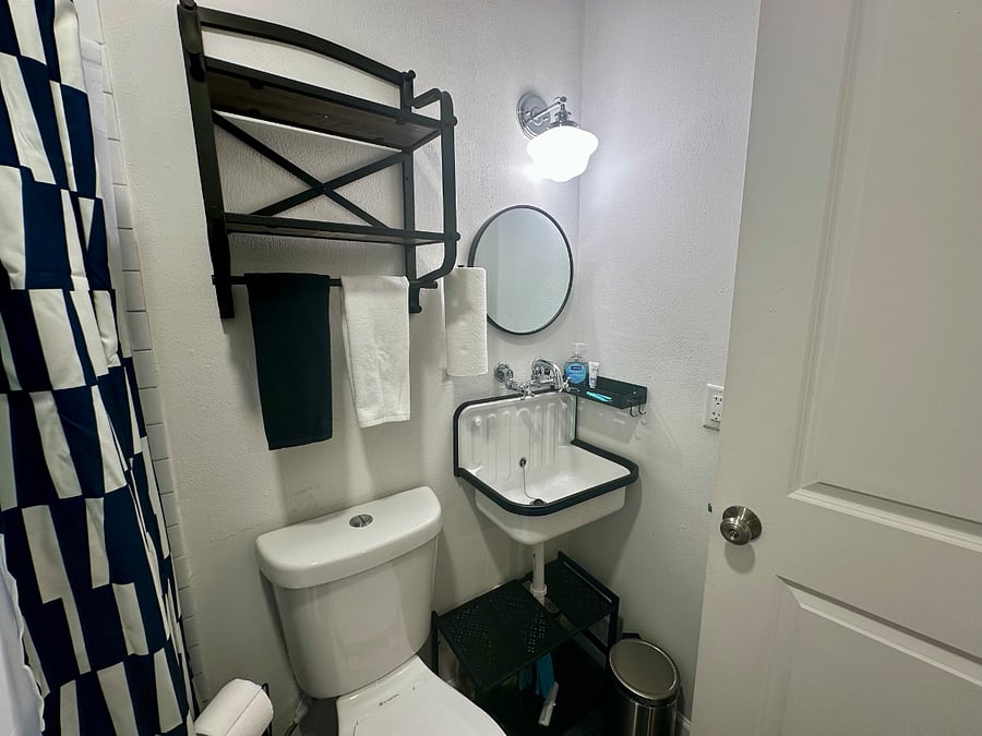 Furnished Finder property 885040_2 photo 12