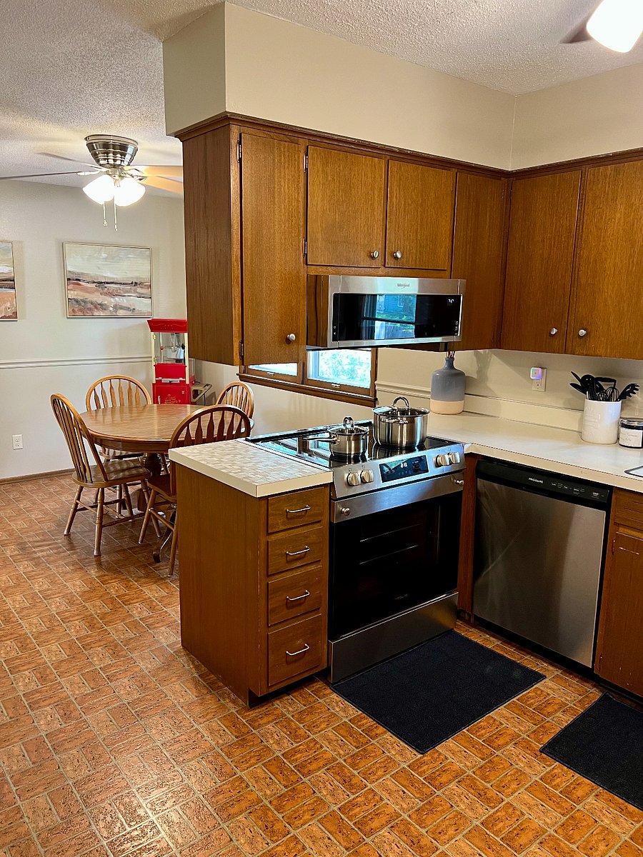 Furnished Finder property 885063_1 photo 4