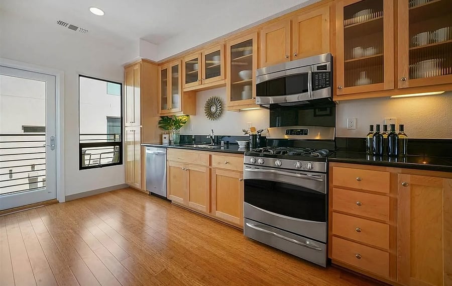 Furnished Finder property 885089_1 photo 3