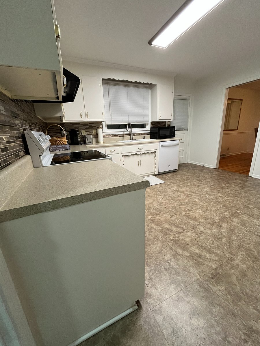 Furnished Finder property 885092_1 photo 11