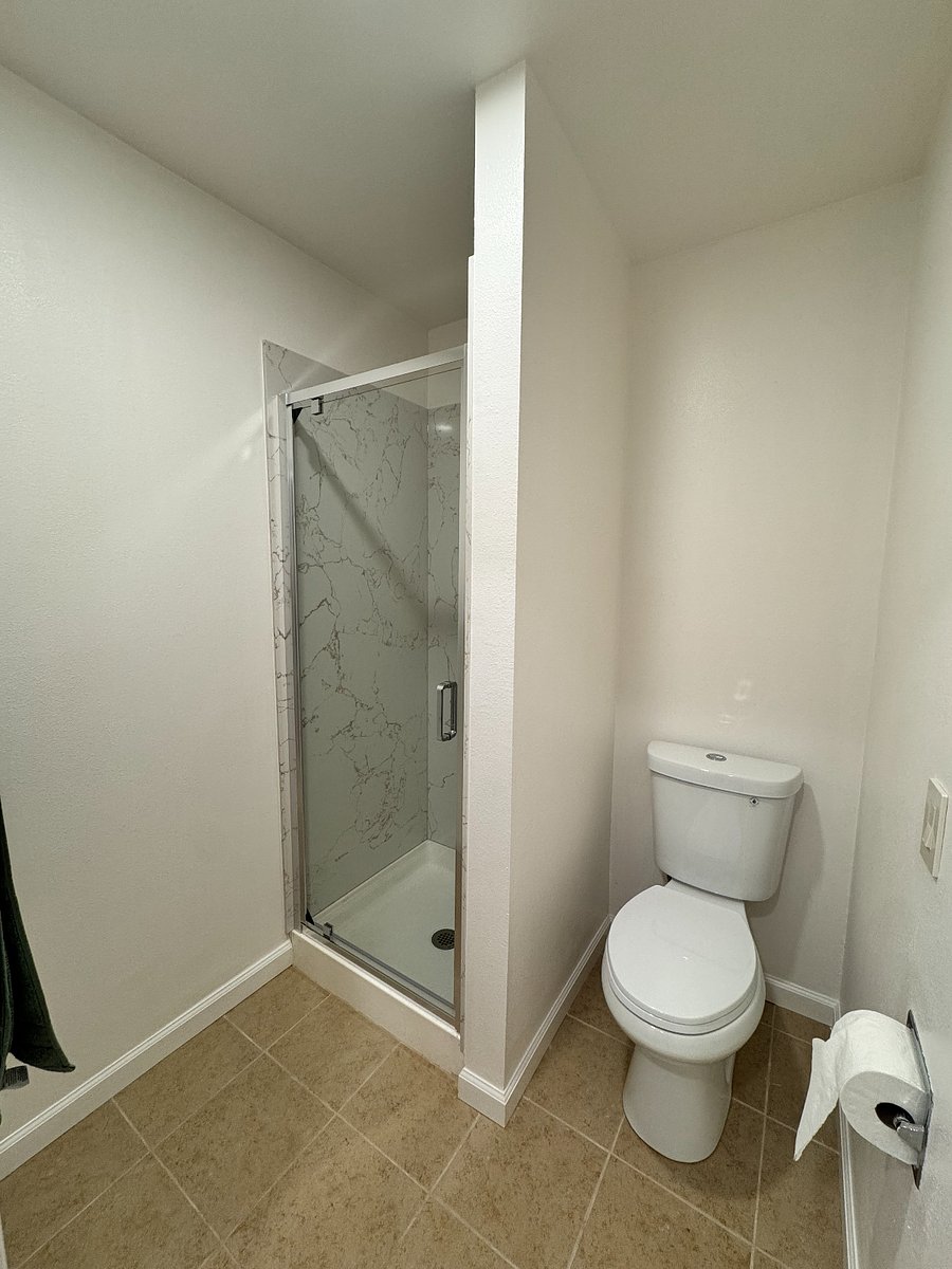 Furnished Finder property 885095_1 photo 18