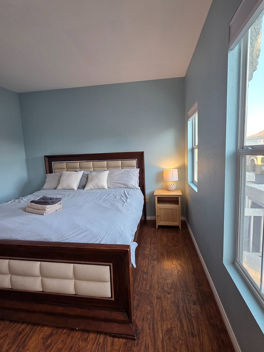 Furnished Finder property 885107_1 photo 9