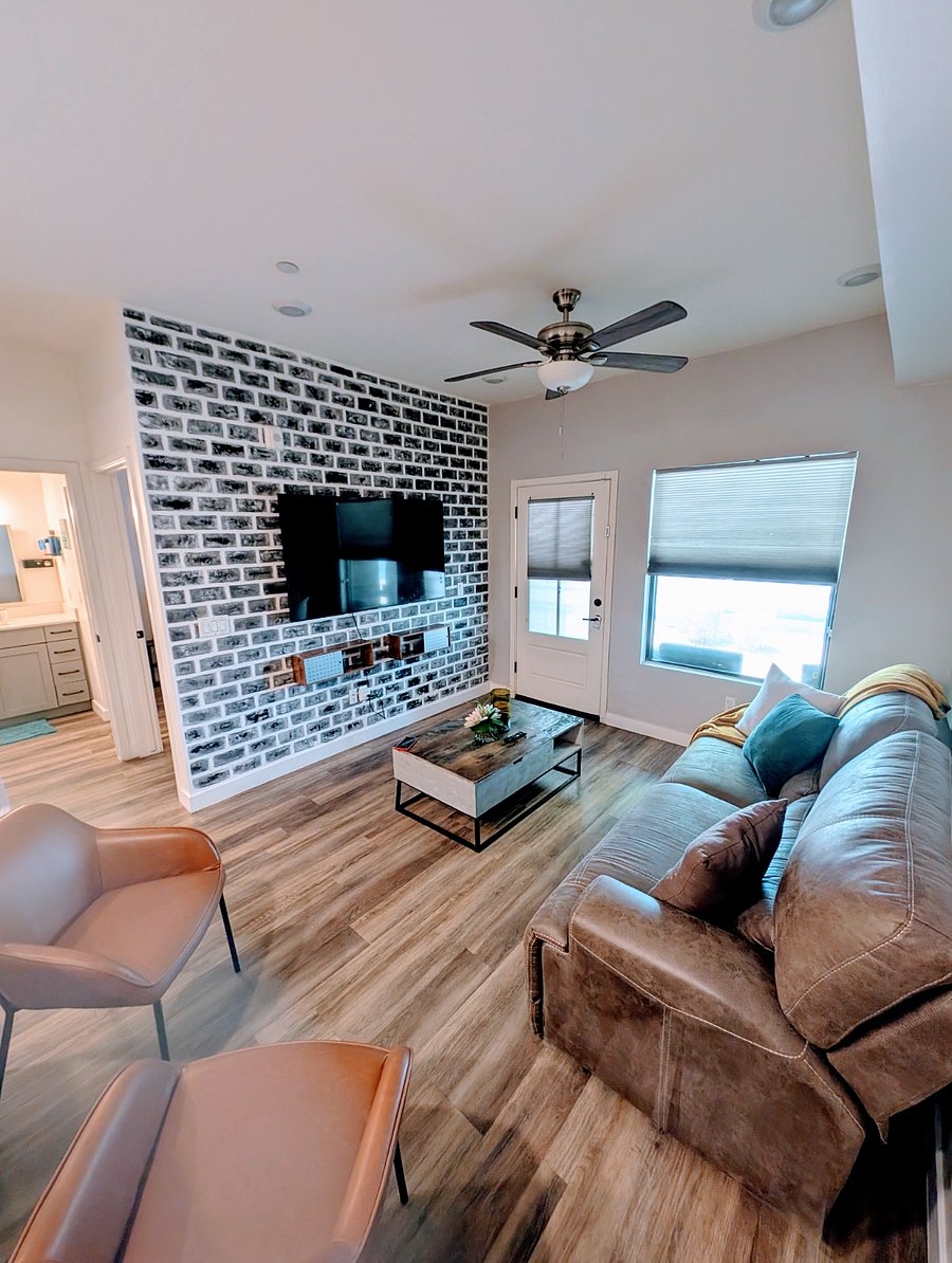 Furnished Finder property 885116_1 photo 25