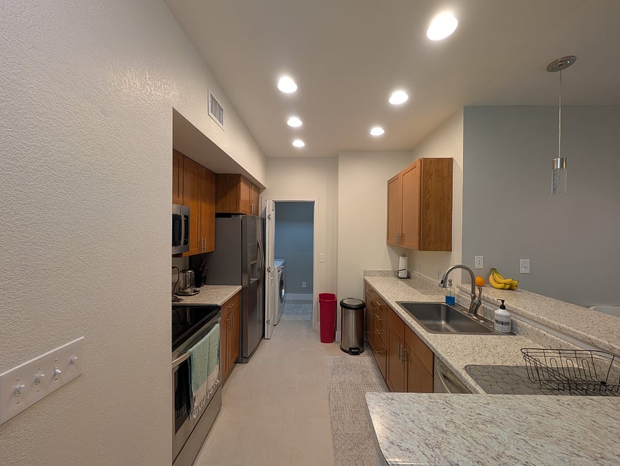 Furnished Finder property 885126_1 photo 22