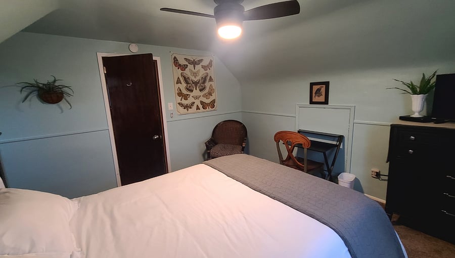 Unit 2: 2nd floor bedroom