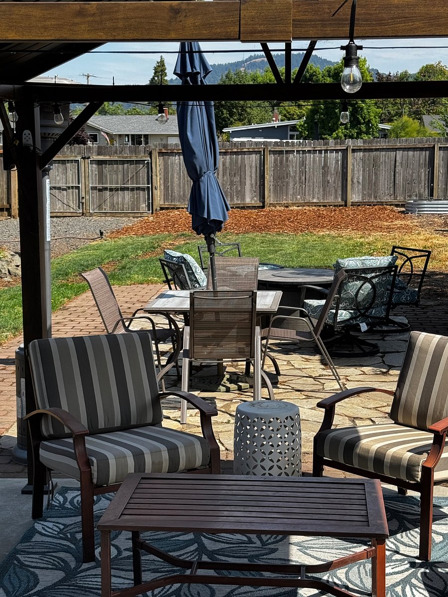 Furnished Finder property 885139_1 photo 10