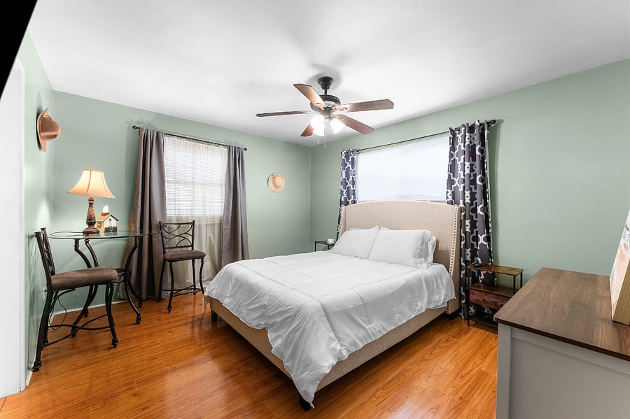 Furnished Finder property 885168_1 photo 16
