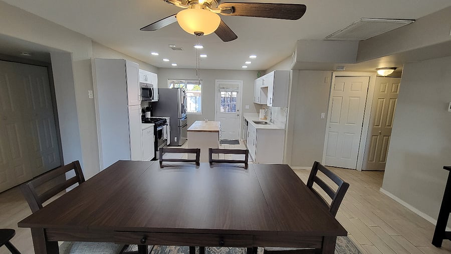 Furnished Finder property 885178_1 photo 4