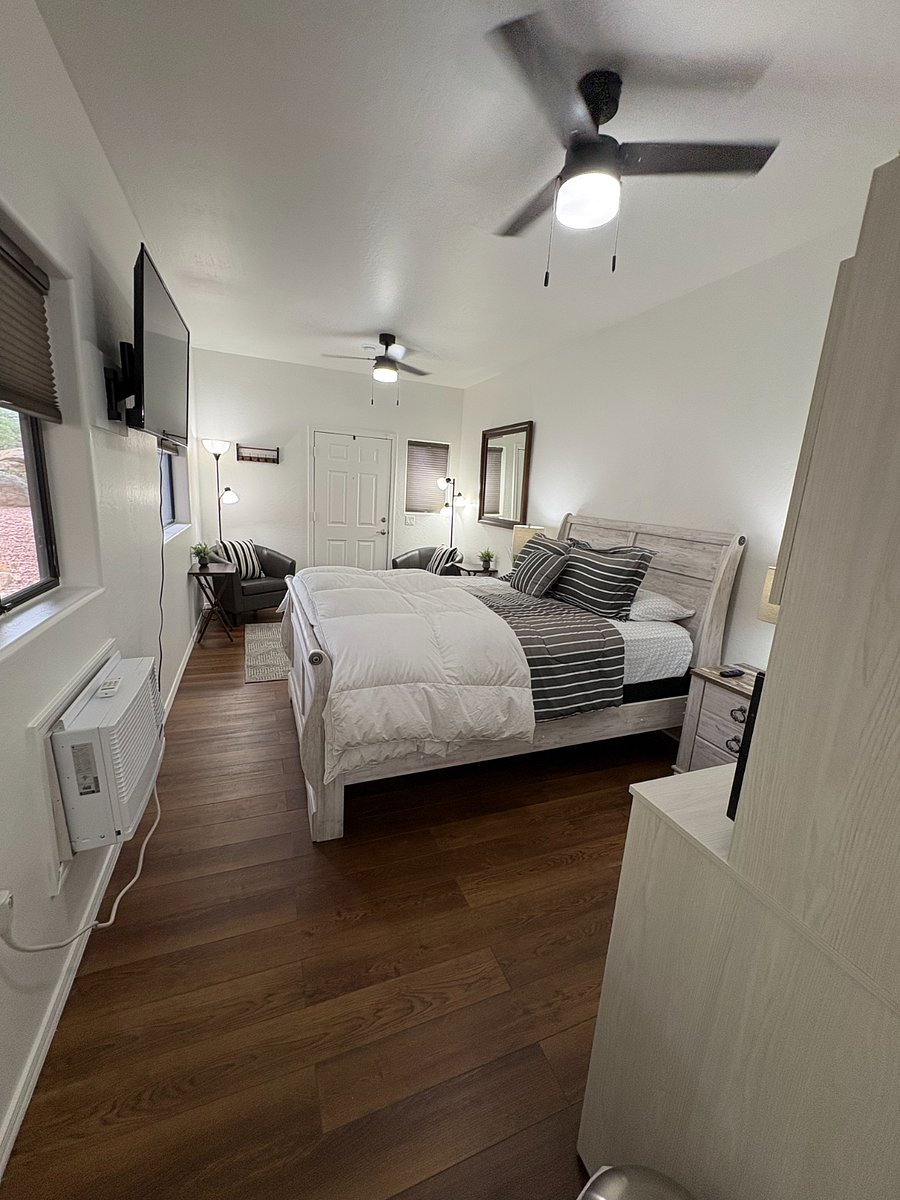 Furnished Finder property 885180_1 photo 4