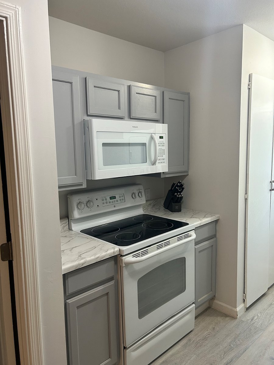 Furnished Finder property 885182_1 photo 6