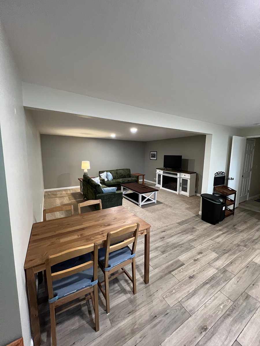 Furnished Finder property 885280_1 photo 3