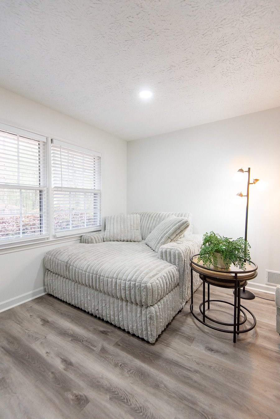Furnished Finder property 885303_3 photo 9
