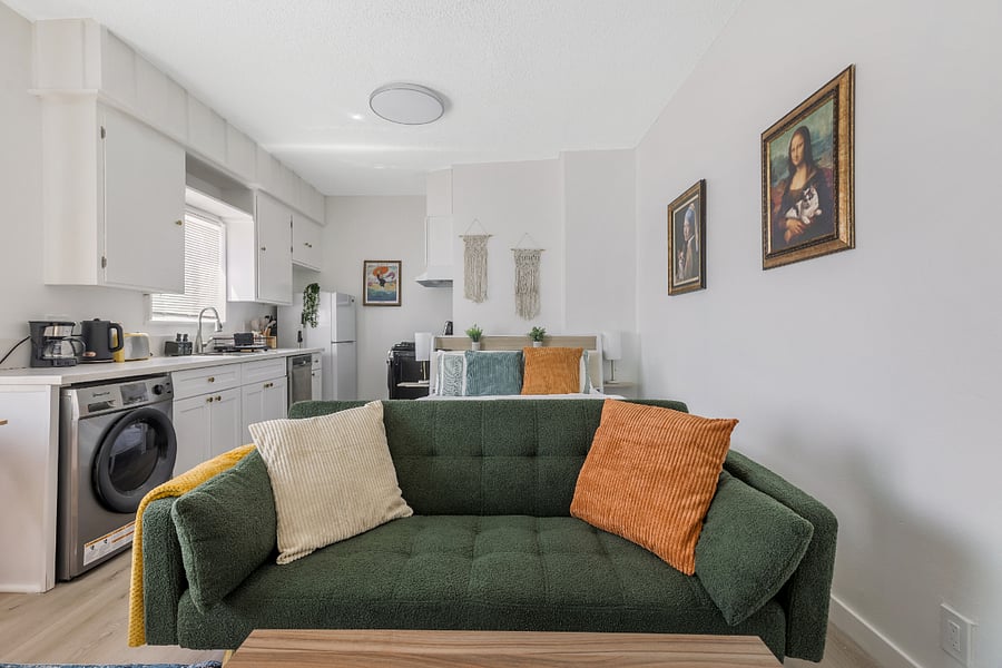 Furnished Finder property 885306_2 photo 12