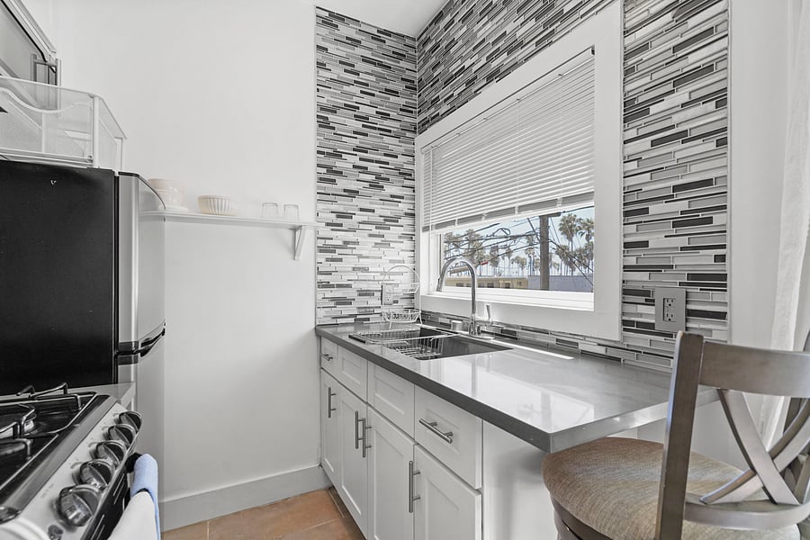 Furnished Finder property 885306_9 photo 9