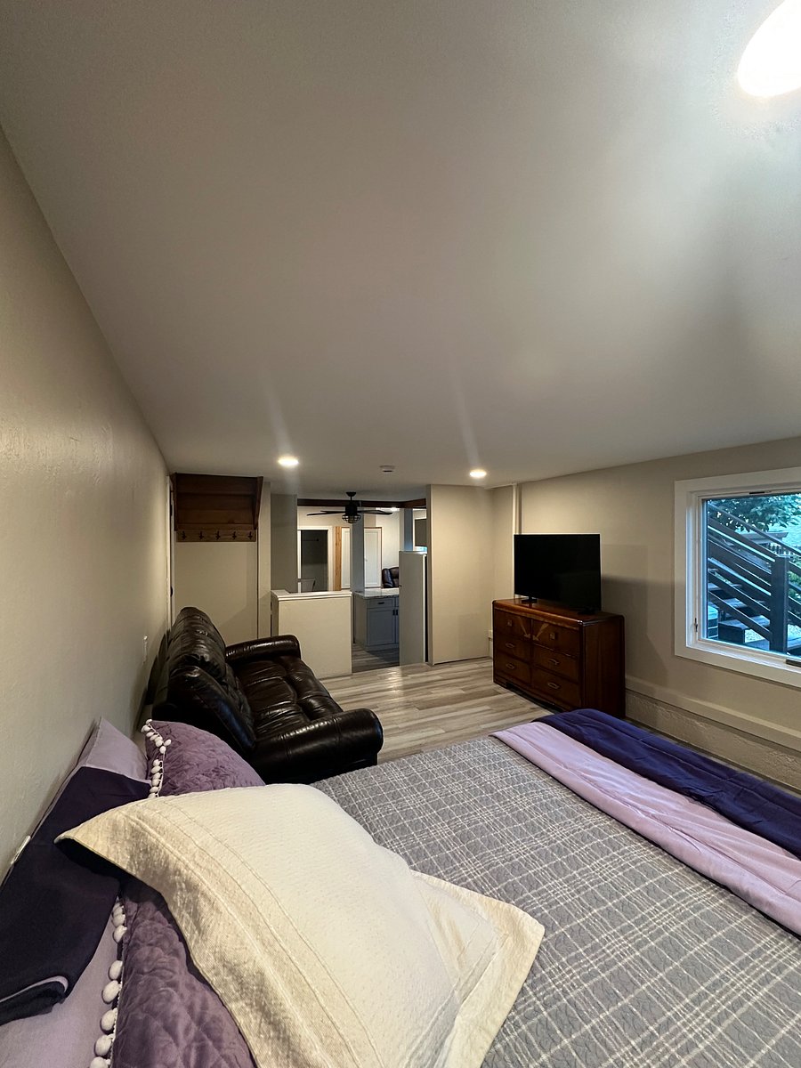 Furnished Finder property 885317_1 photo 3