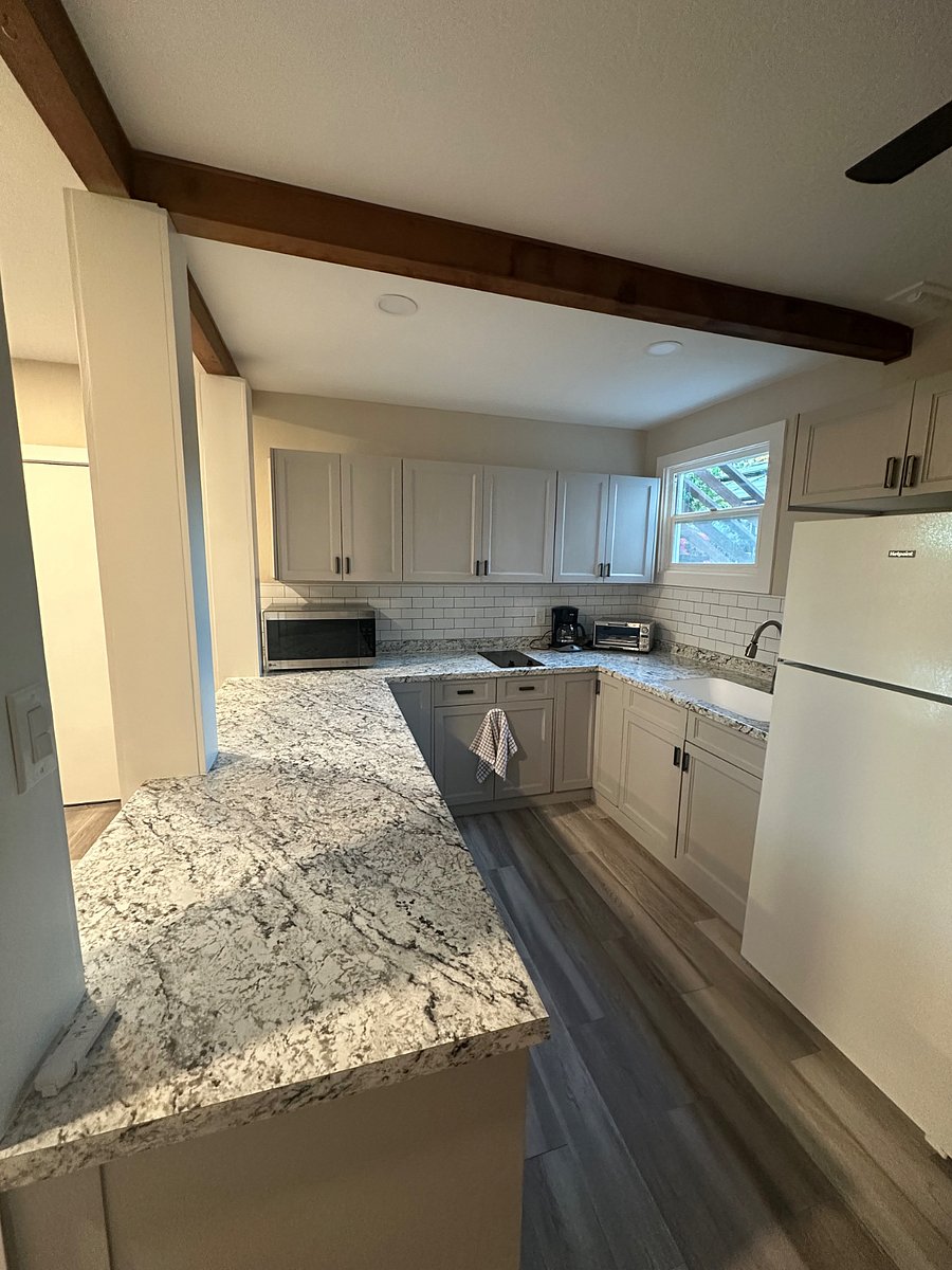 Furnished Finder property 885317_1 photo 4