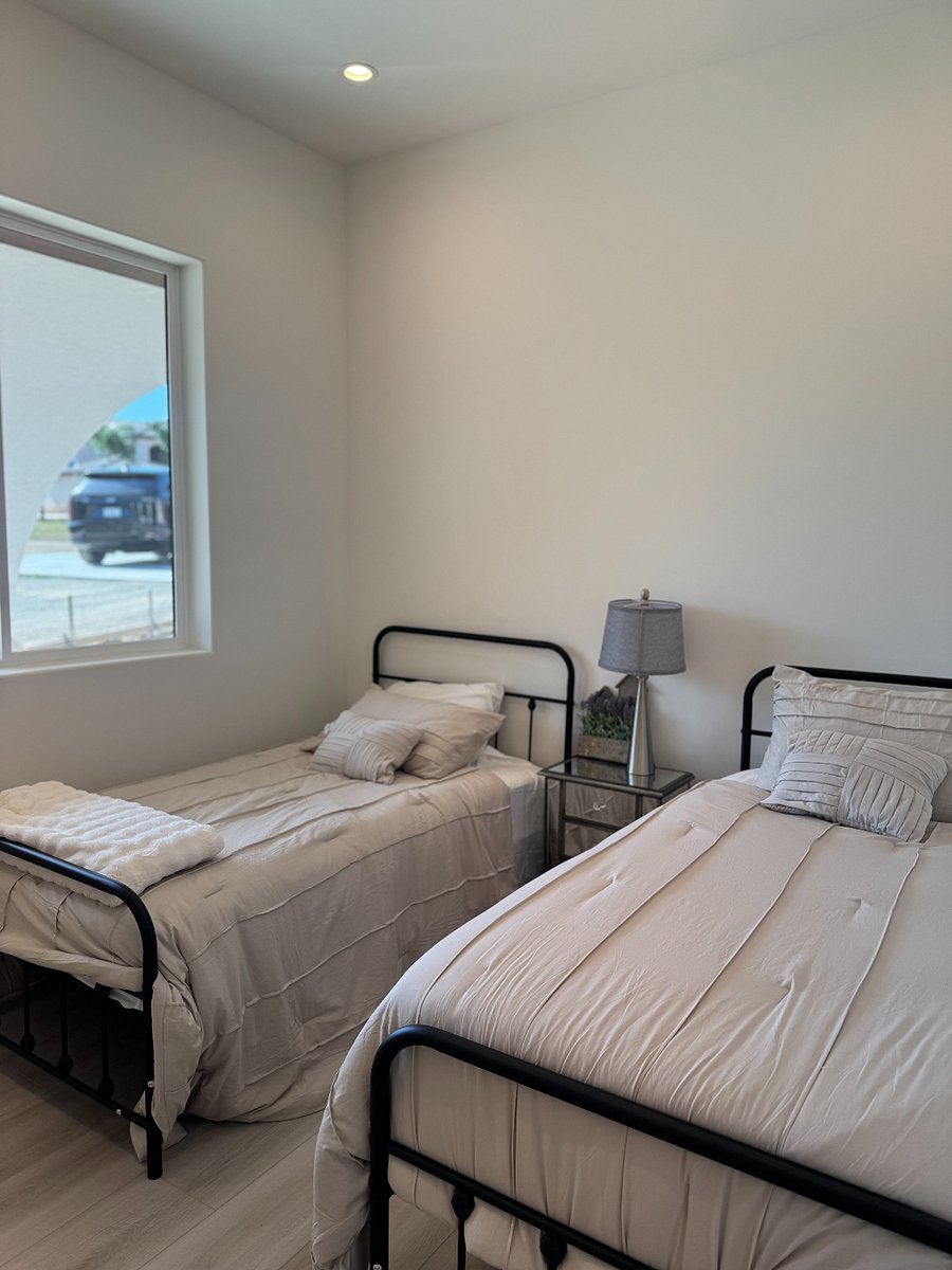 Furnished Finder property 885335_1 photo 10