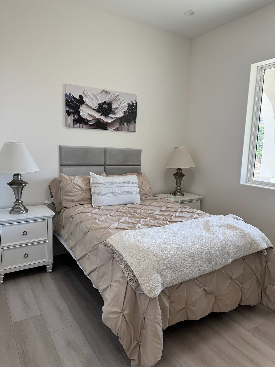 Furnished Finder property 885335_1 photo 9