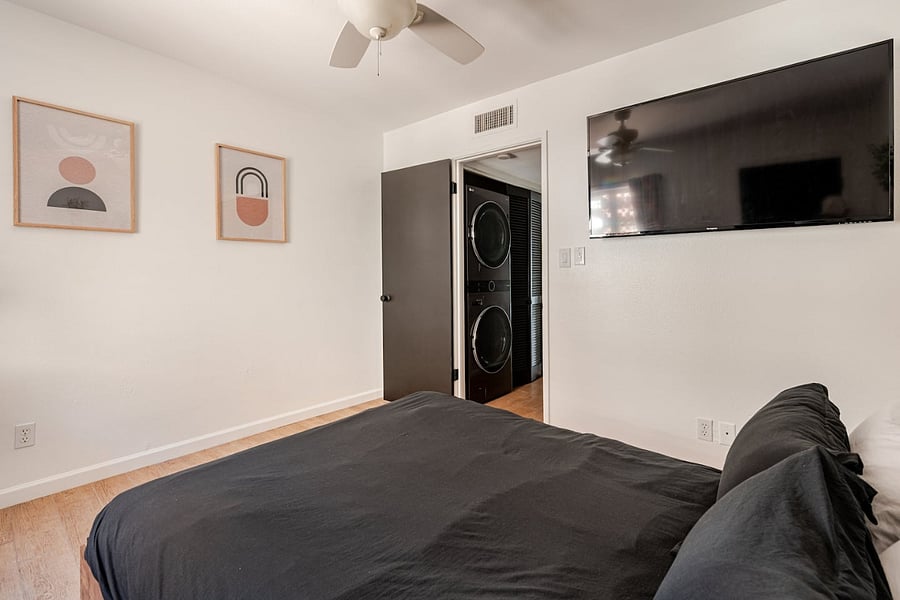 Bedroom 2 with Queen bed and 55" TV