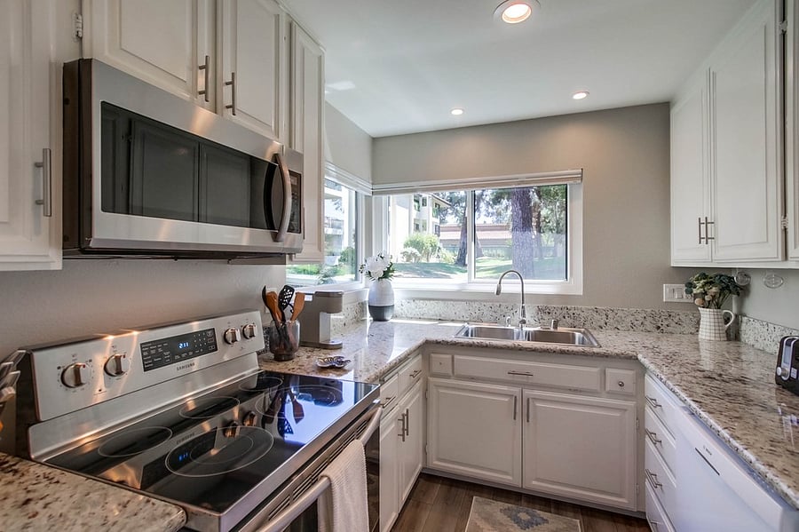 Furnished Finder property 885347_1 photo 11