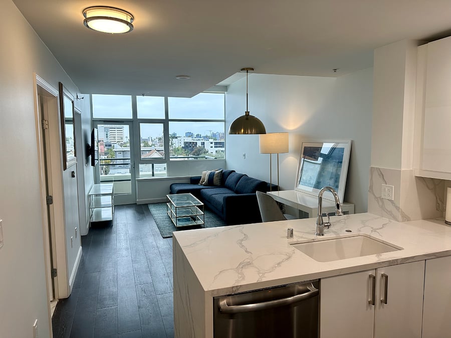 Furnished Finder property 885351_1 photo 3