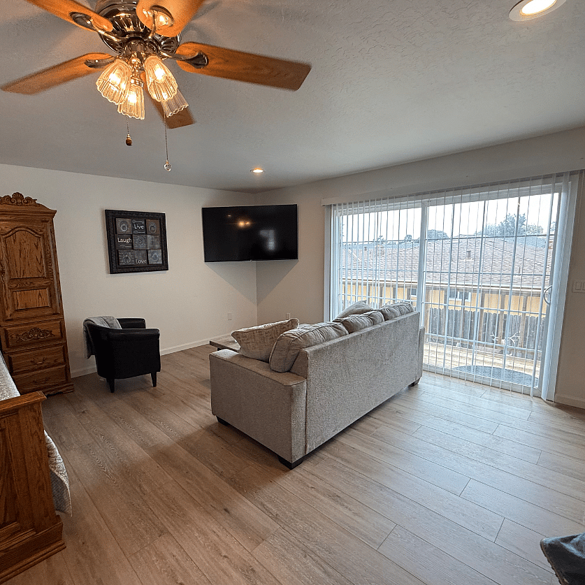 Furnished Finder property 885353_1 photo 4
