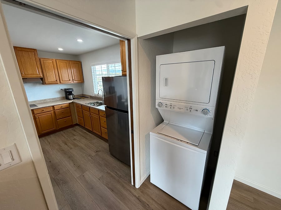 Furnished Finder property 885353_1 photo 8