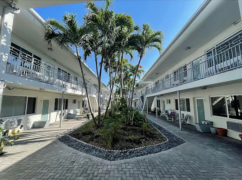 Furnished Finder property 885362_1 photo 3