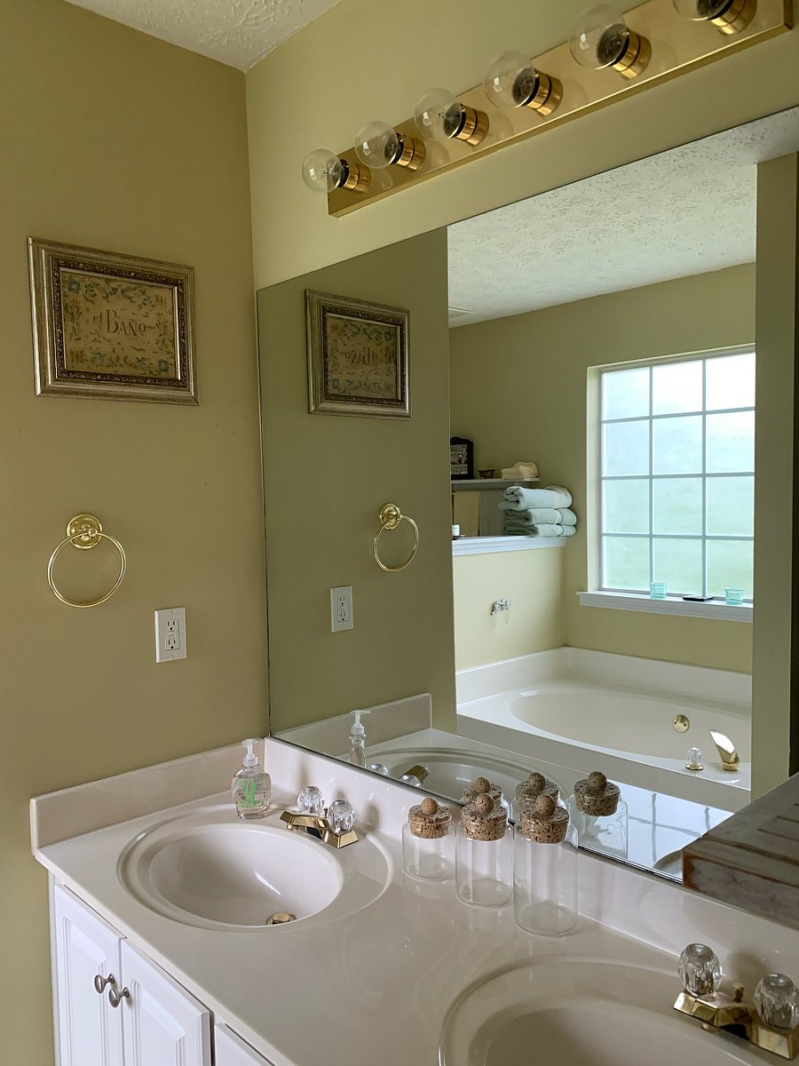 Furnished Finder property 885363_1 photo 10