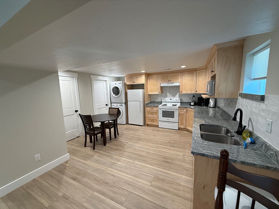 Furnished Finder property 885417_1 photo 6