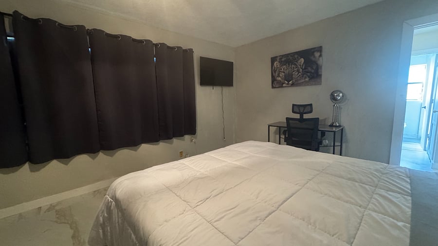 Furnished Finder property 885429_1 photo 13