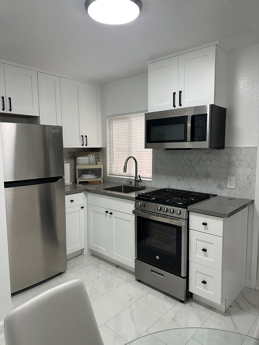 Furnished Finder property 885433_1 photo 5
