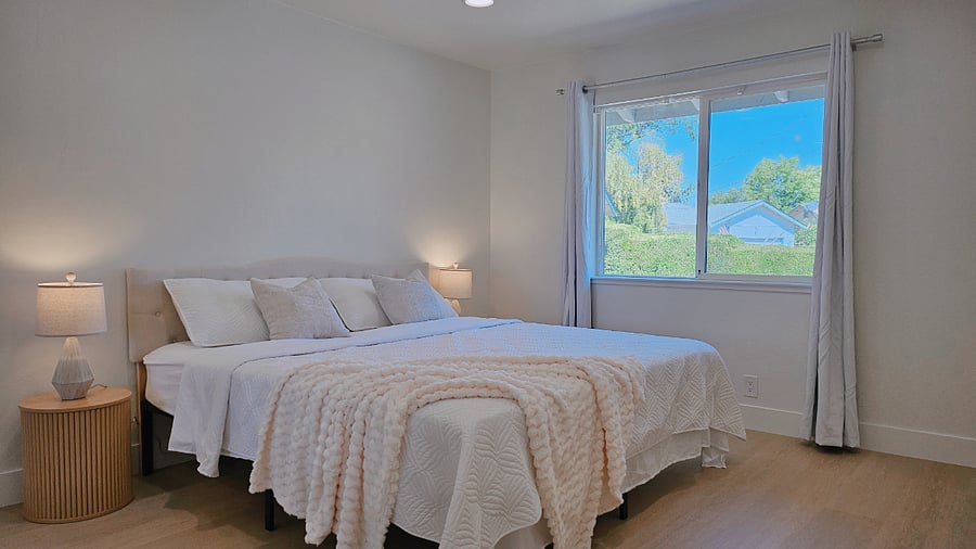 Furnished Finder property 885458_1 photo 15