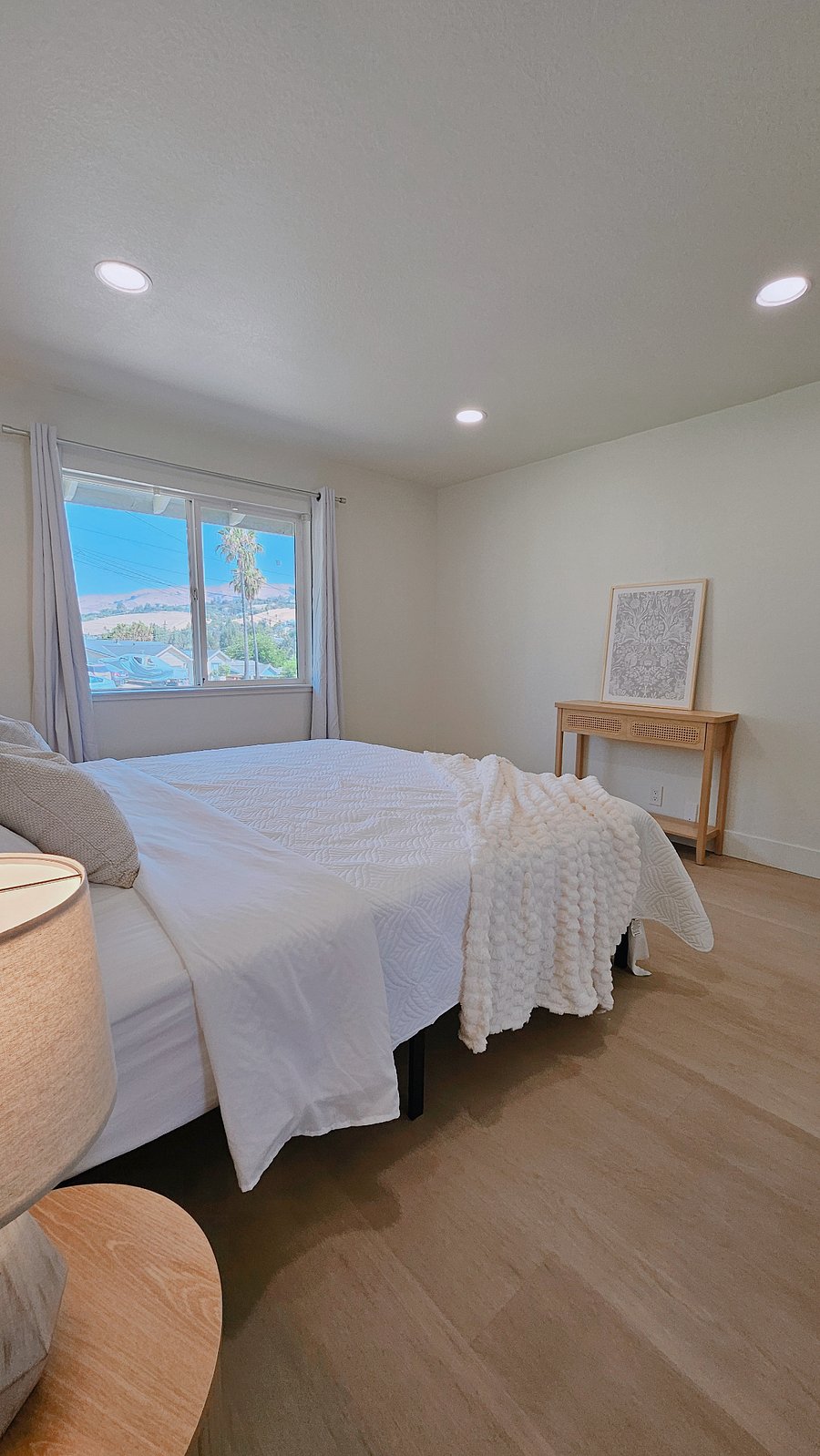 Furnished Finder property 885458_1 photo 16