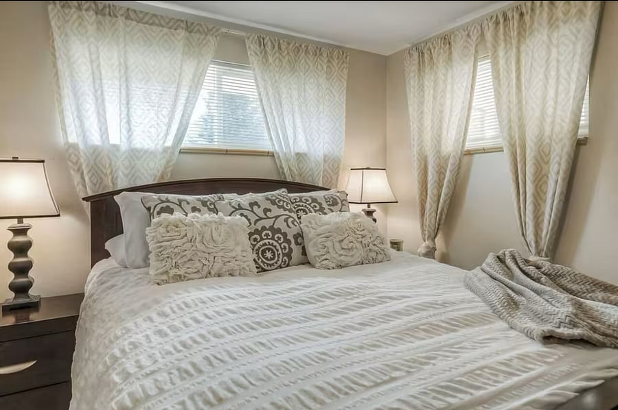Furnished Finder property 885459_1 photo 9