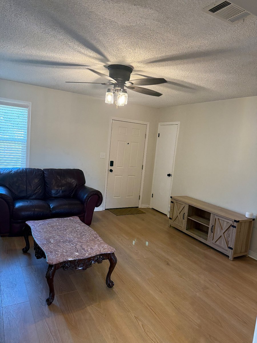 Furnished Finder property 885460_1 photo 3