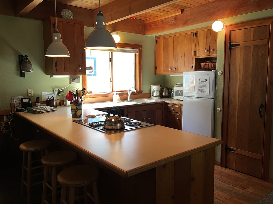 Fully equipped kitchen