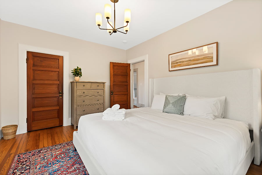 Furnished Finder property 885470_1 photo 17