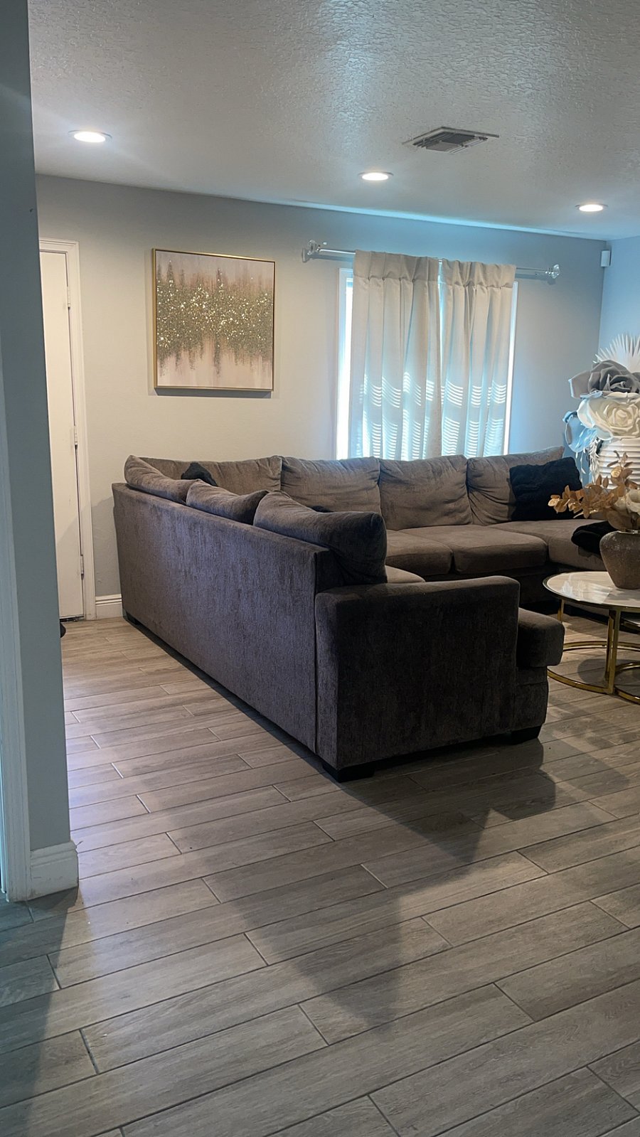Furnished Finder property 885483_1 photo 3