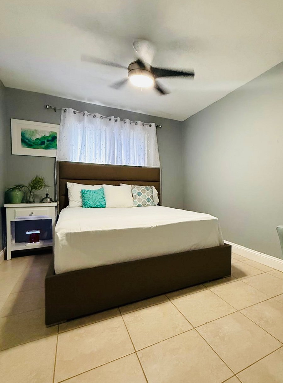 Furnished Finder property 885485_1 photo 3