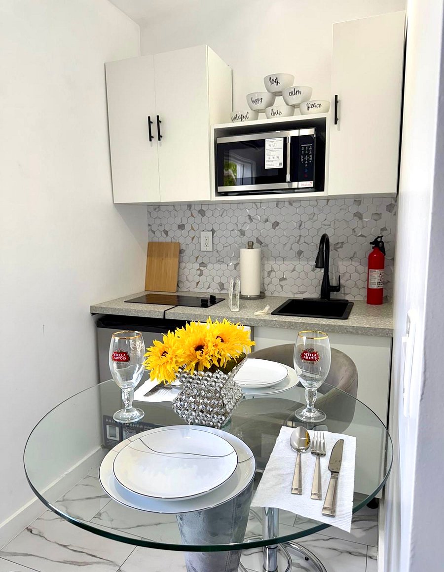 Furnished Finder property 885485_2 photo 10