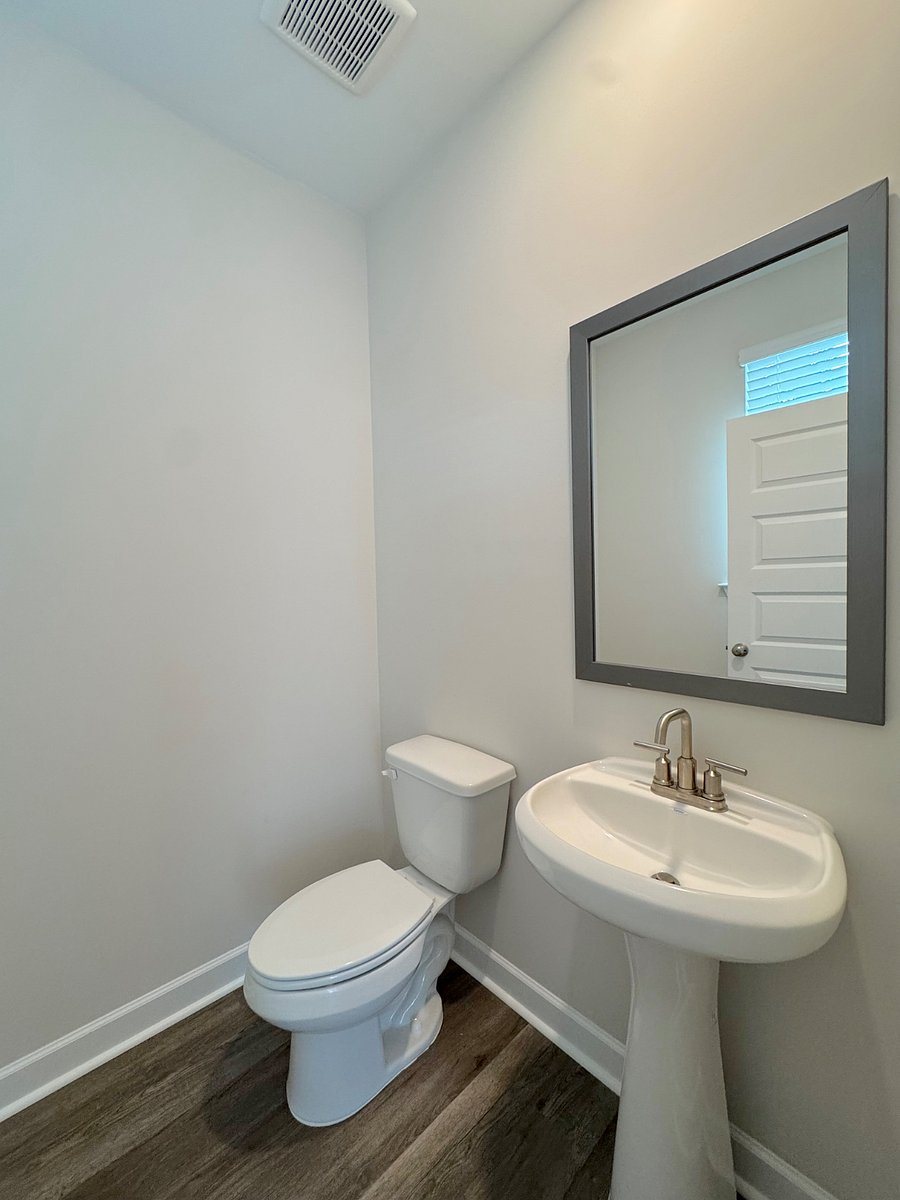 Furnished Finder property 885490_1 photo 10