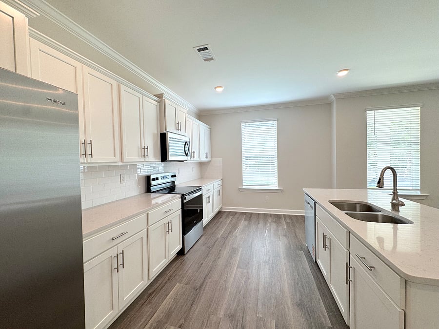 Furnished Finder property 885490_1 photo 17