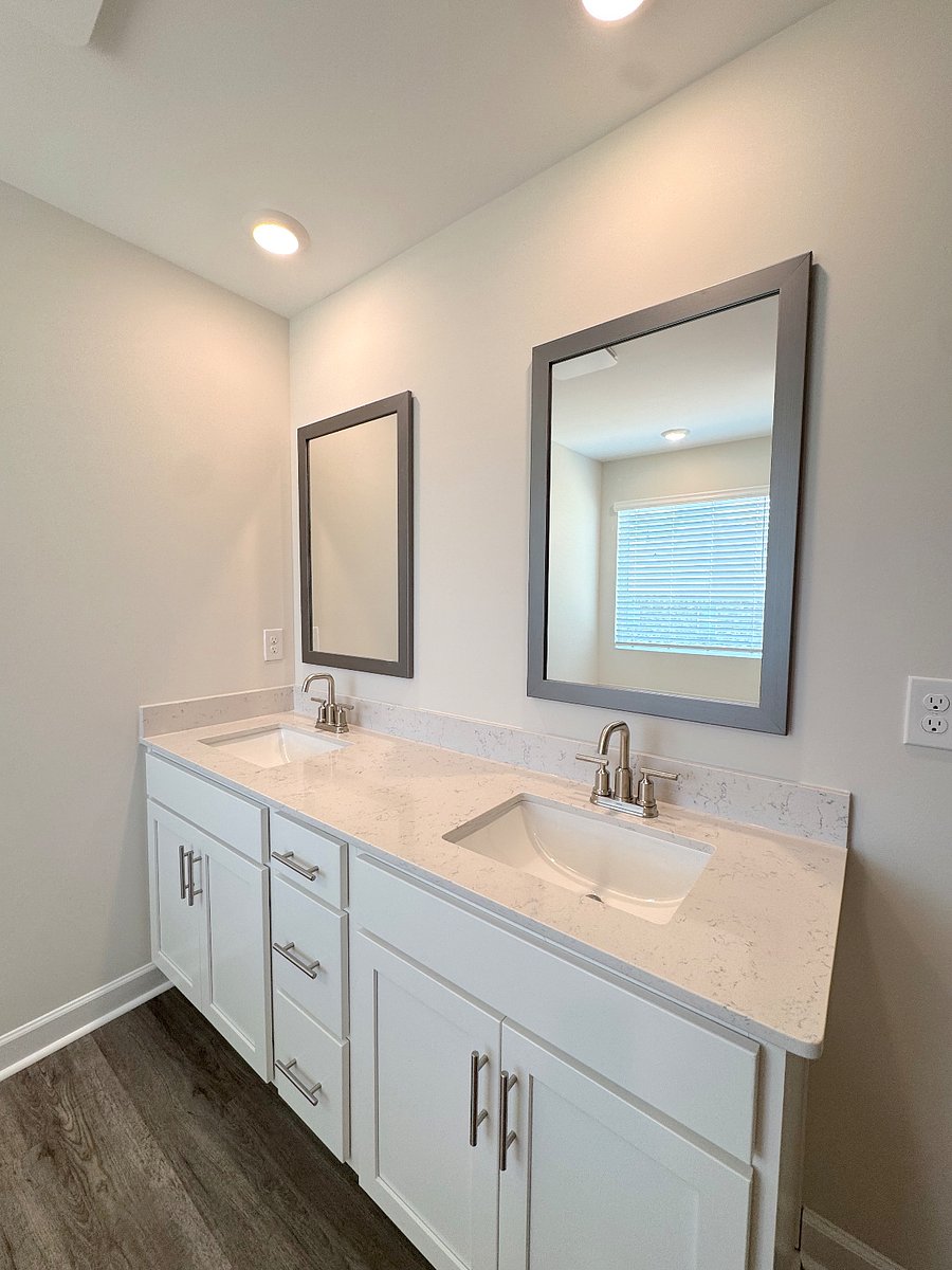 Furnished Finder property 885490_1 photo 47