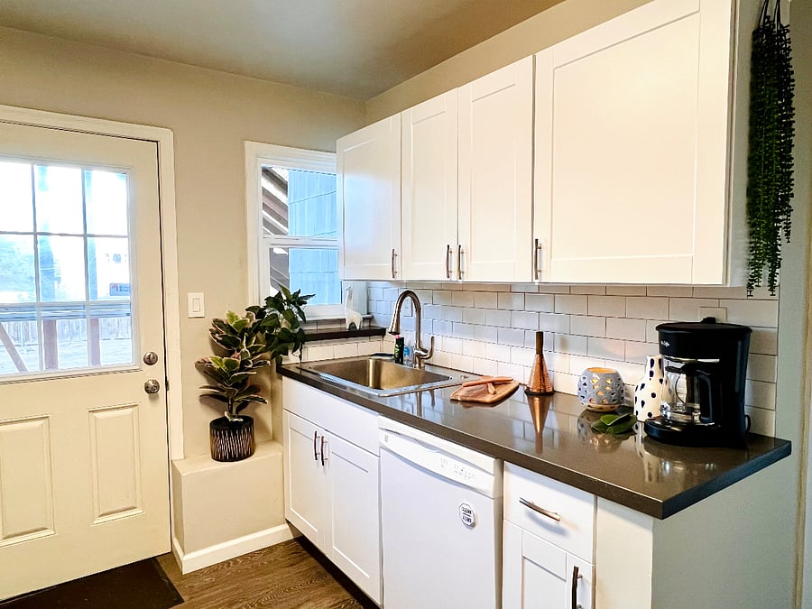 Furnished Finder property 885507_1 photo 4