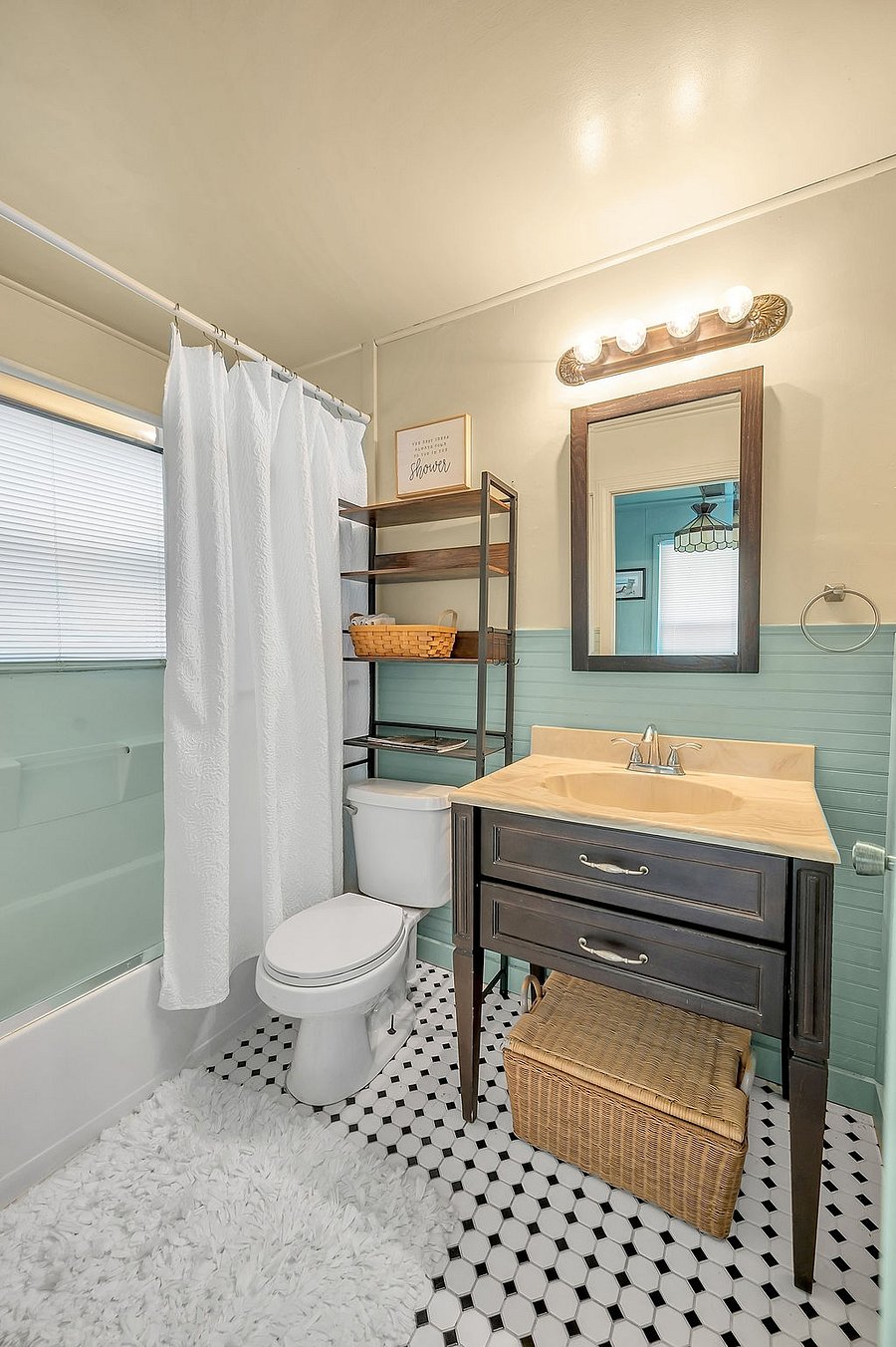 Furnished Finder property 885562_1 photo 2