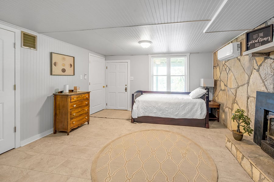 Furnished Finder property 885562_1 photo 12