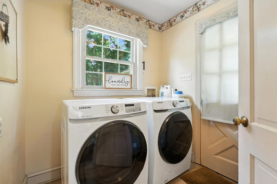 Furnished Finder property 885572_1 photo 24