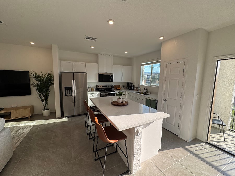 Furnished Finder property 885574_1 photo 4